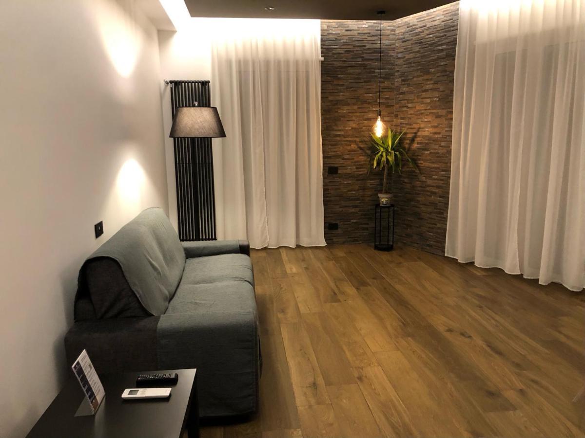 Borgiarooms Luxury Apartment Мілаццо Екстер'єр фото