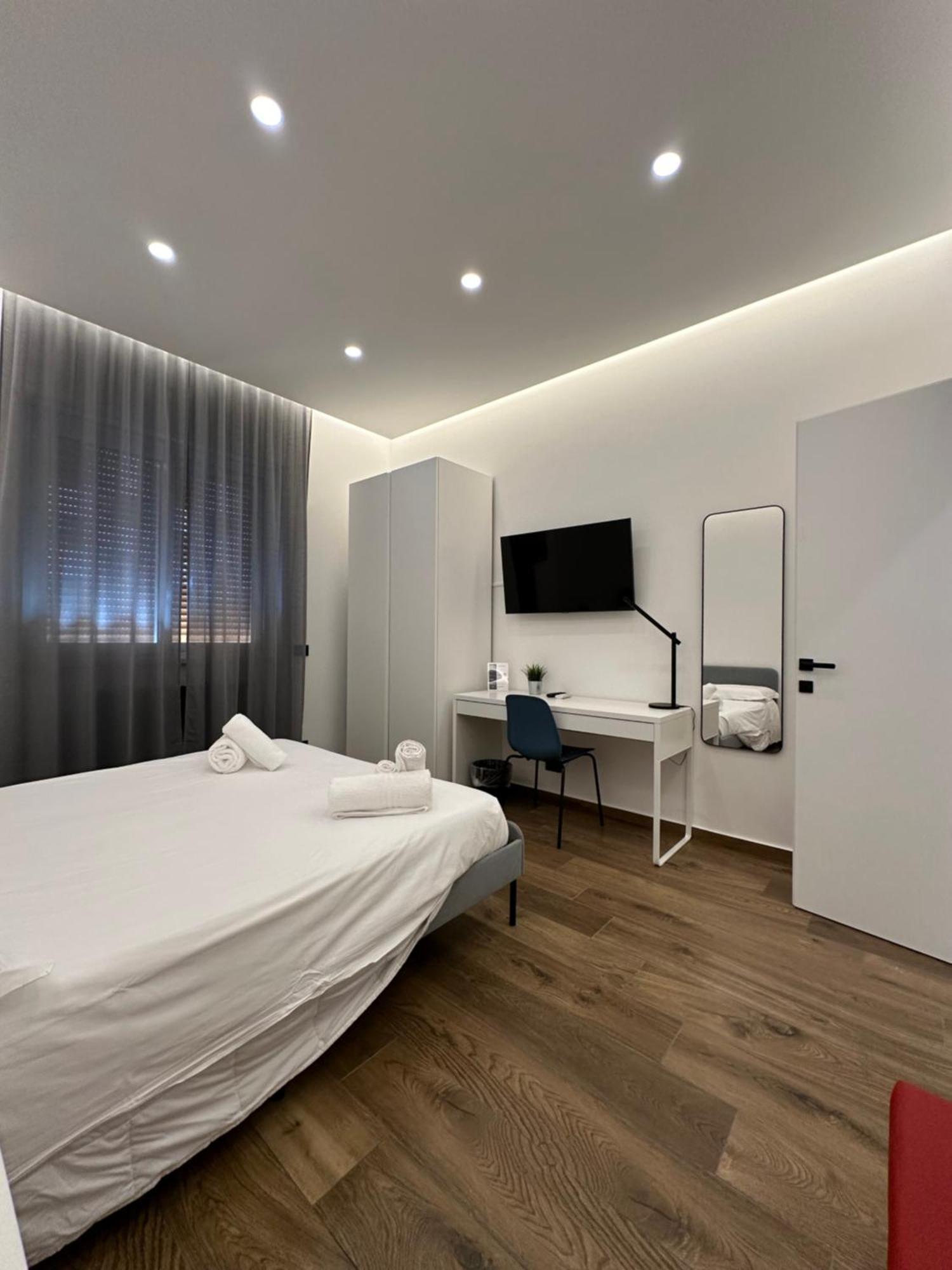 Borgiarooms Luxury Apartment Мілаццо Екстер'єр фото