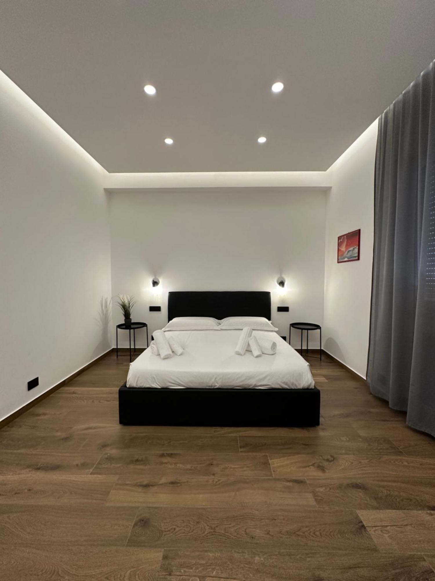Borgiarooms Luxury Apartment Мілаццо Екстер'єр фото